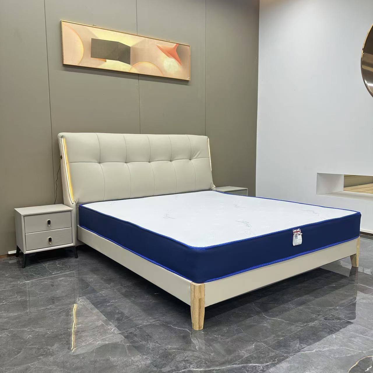 【老虎脚-橡木床板】轻奢主卧小户型1.8米新款民宿床带感应灯软包