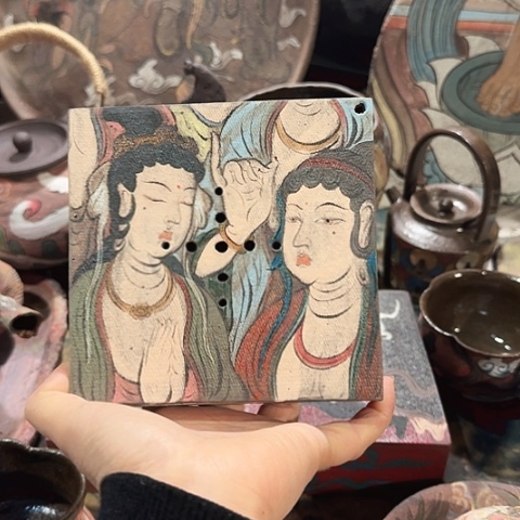 手工制作各种精美陶瓷