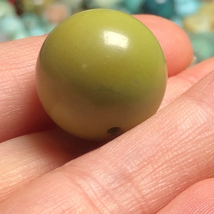 绿松石未镶嵌圆珠原矿