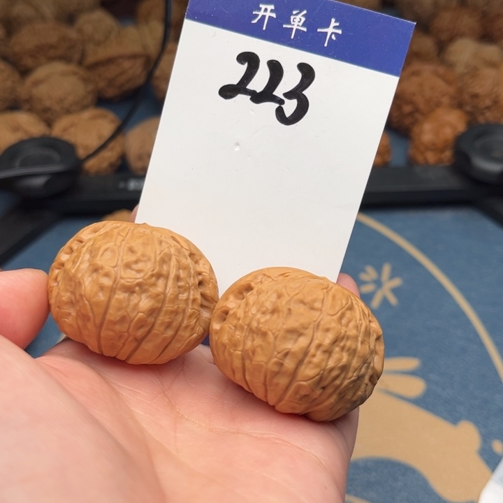 文玩核桃吊坠停**走南瓜 40精修 223