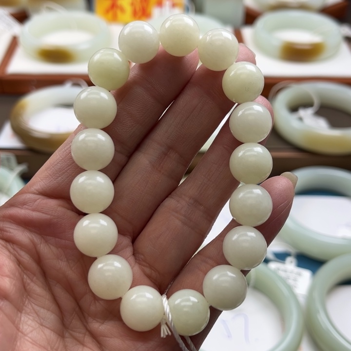 和田玉手串未镶嵌