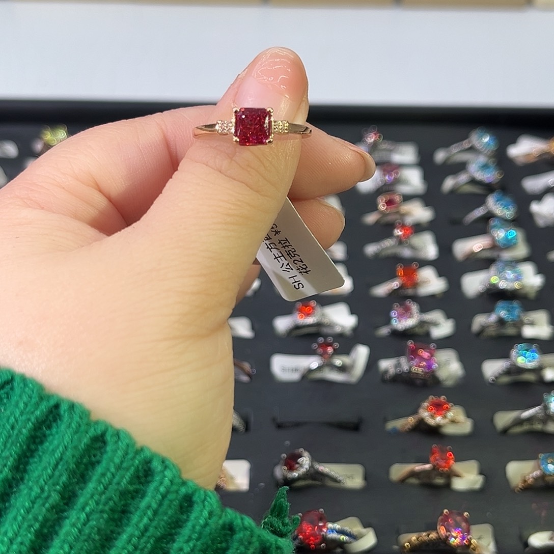 莫桑石非金属SH K枚公主方西柚冰花一卡-18