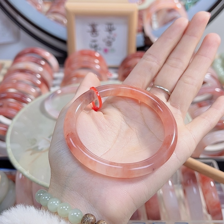石英质玉手镯未镶嵌高***꒱