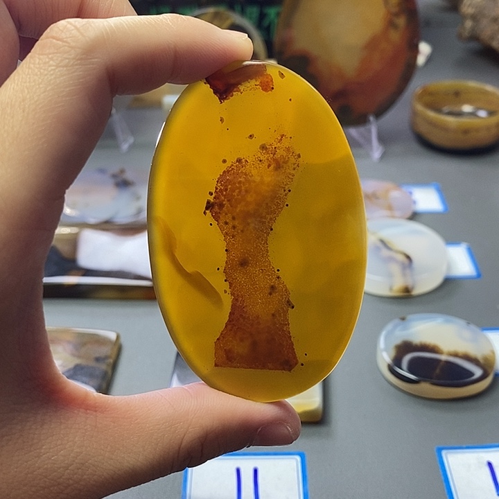 玛瑙/玉髓未镶嵌珠宝半成品13