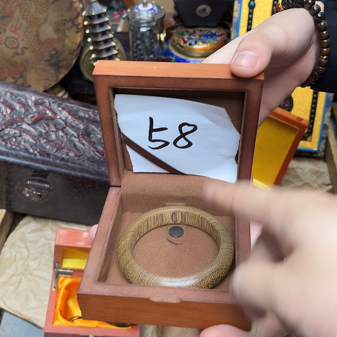 大叶紫檀（黑酸枝木类）