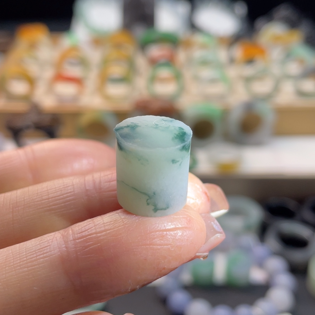 定制翡翠未镶嵌珠子