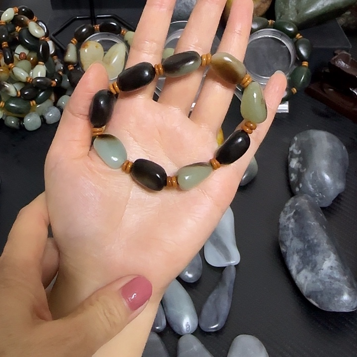 丰***7和田玉（糖玉）未镶嵌手链