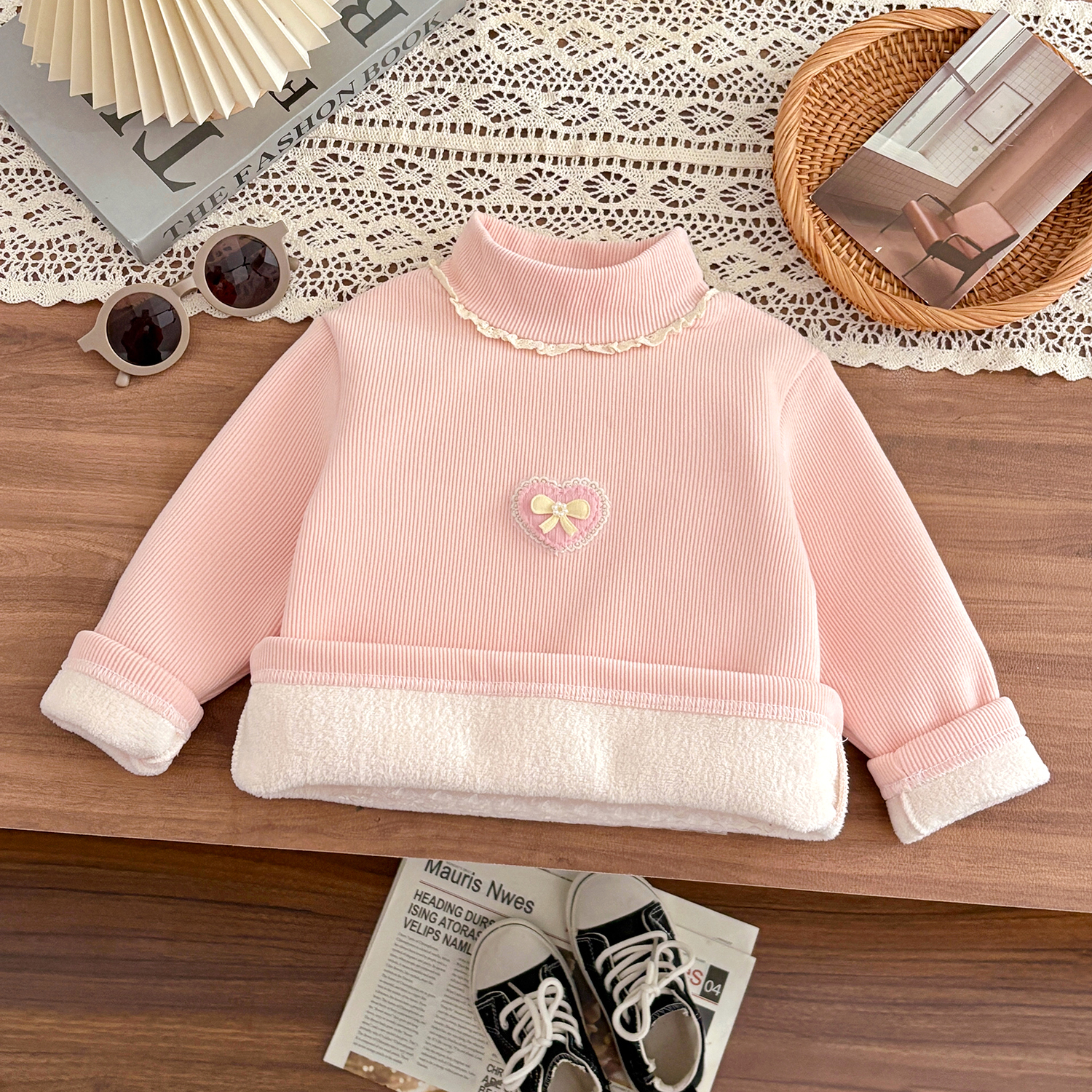 新款秋冬童装厚款女童小狗爱心绒衫儿童女童半高领加绒保暖打底