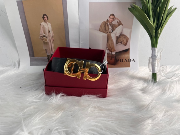 99新 FERRAGAMO/菲拉格慕 菲拉格慕牛皮腰带xh240