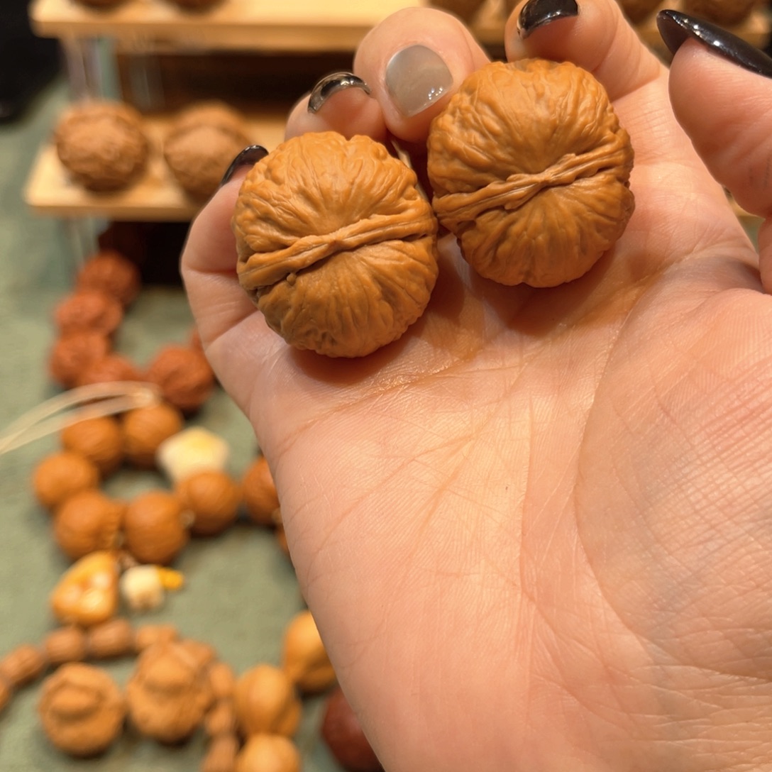 桃核把件南瓜元宝