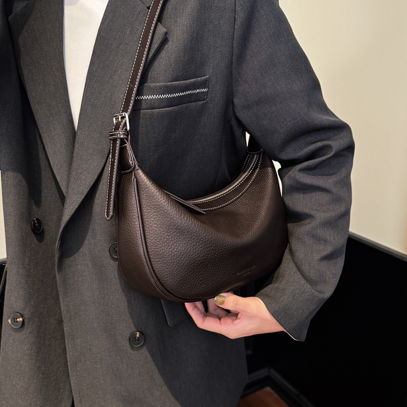 美拉德复古包包女2025新款爆款时尚百搭单肩斜挎包小众洋气饺子包