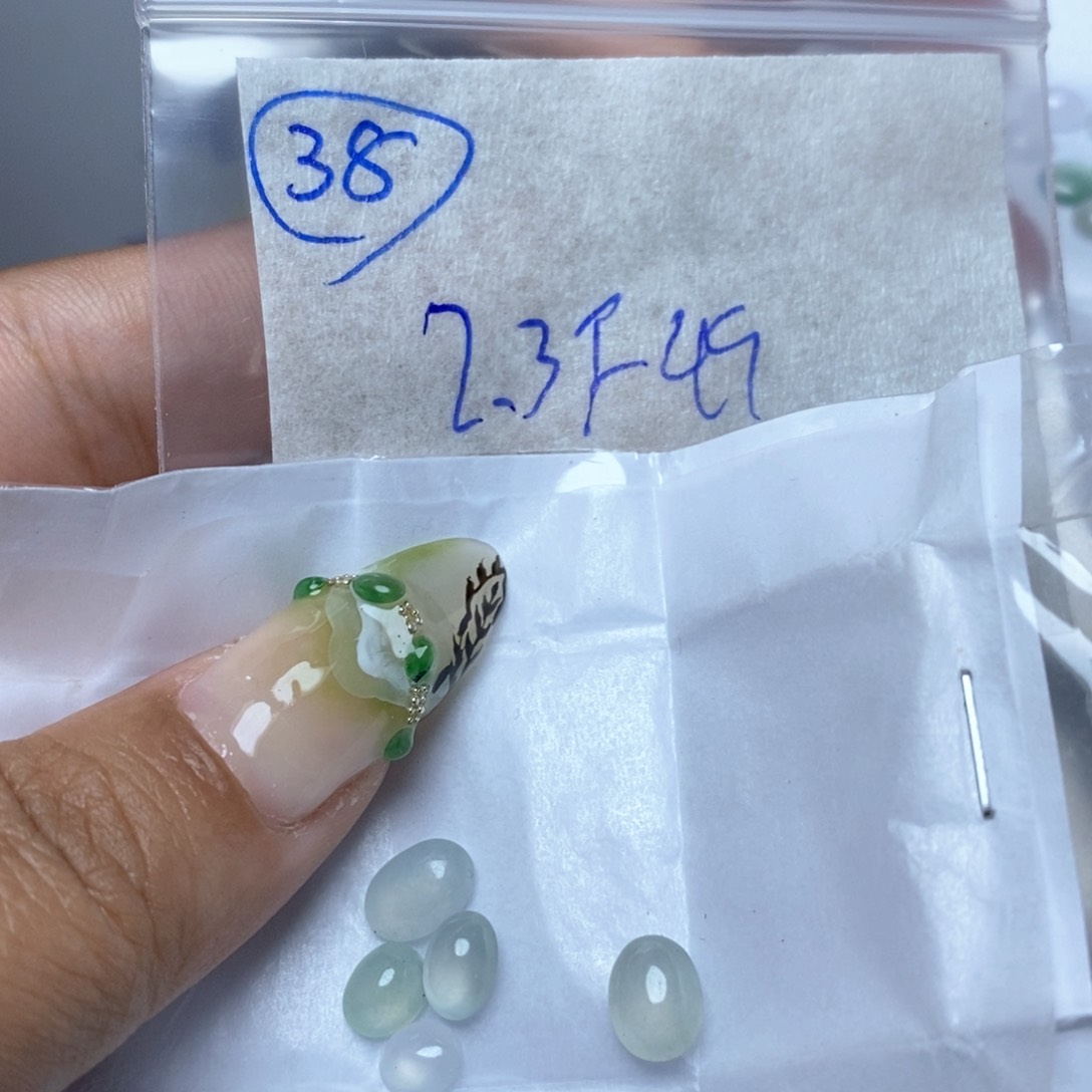 定制翡翠未镶嵌不