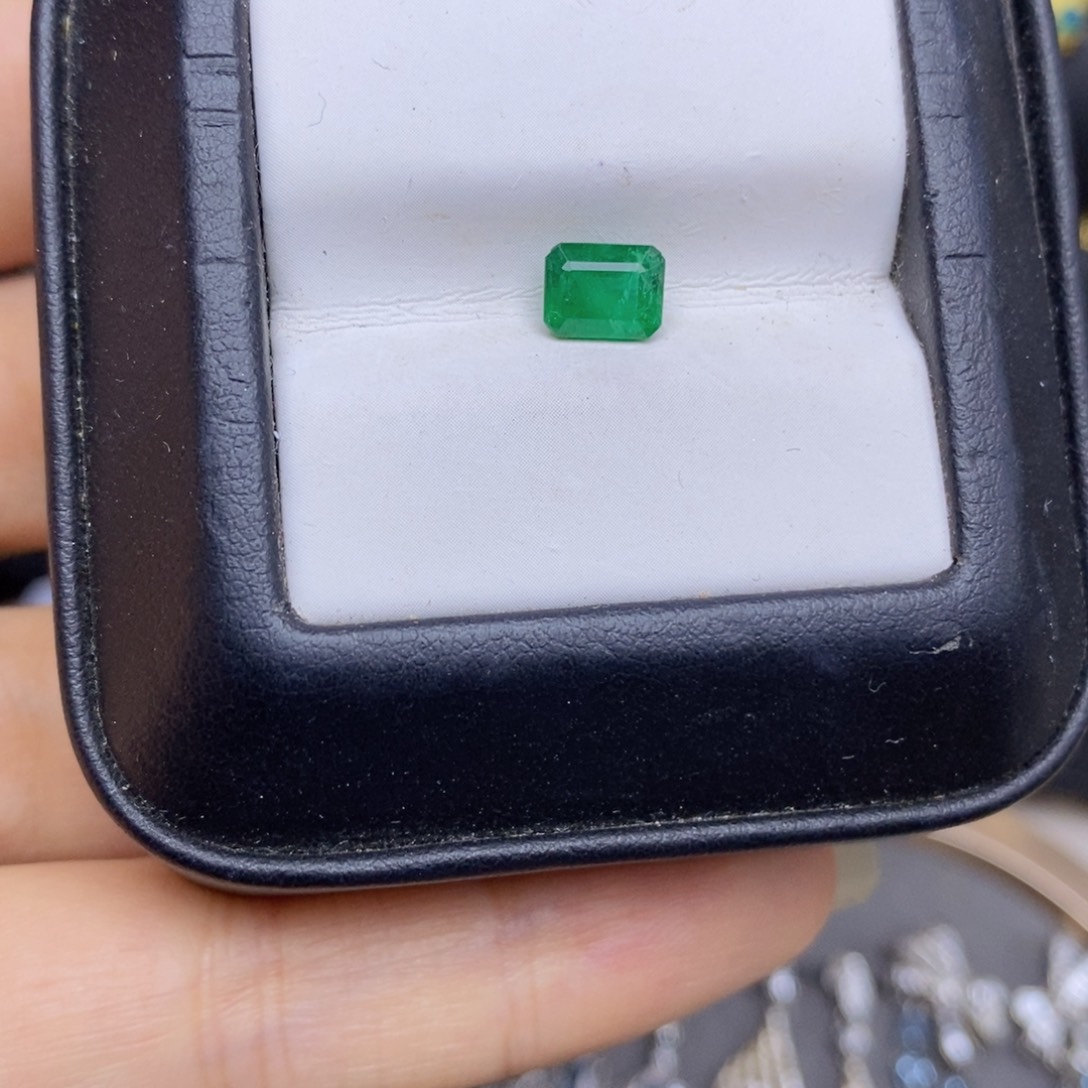 裸石祖母绿5×6.5长方