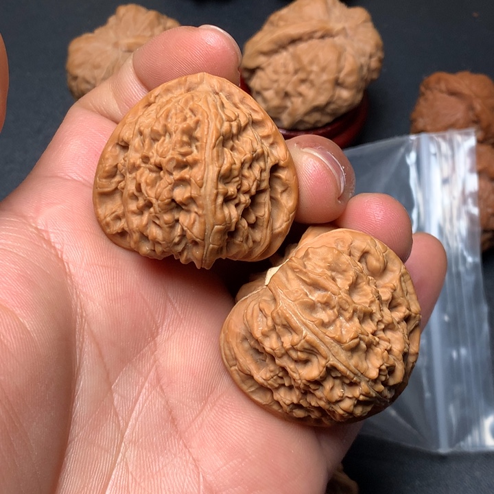 文玩核桃把件38白狮子1167