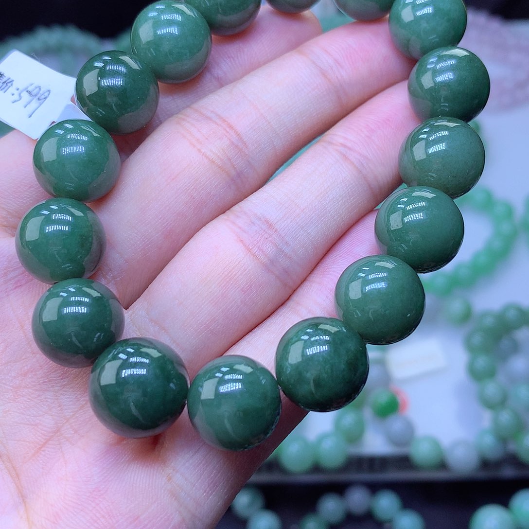 翡翠未镶嵌毛衣链