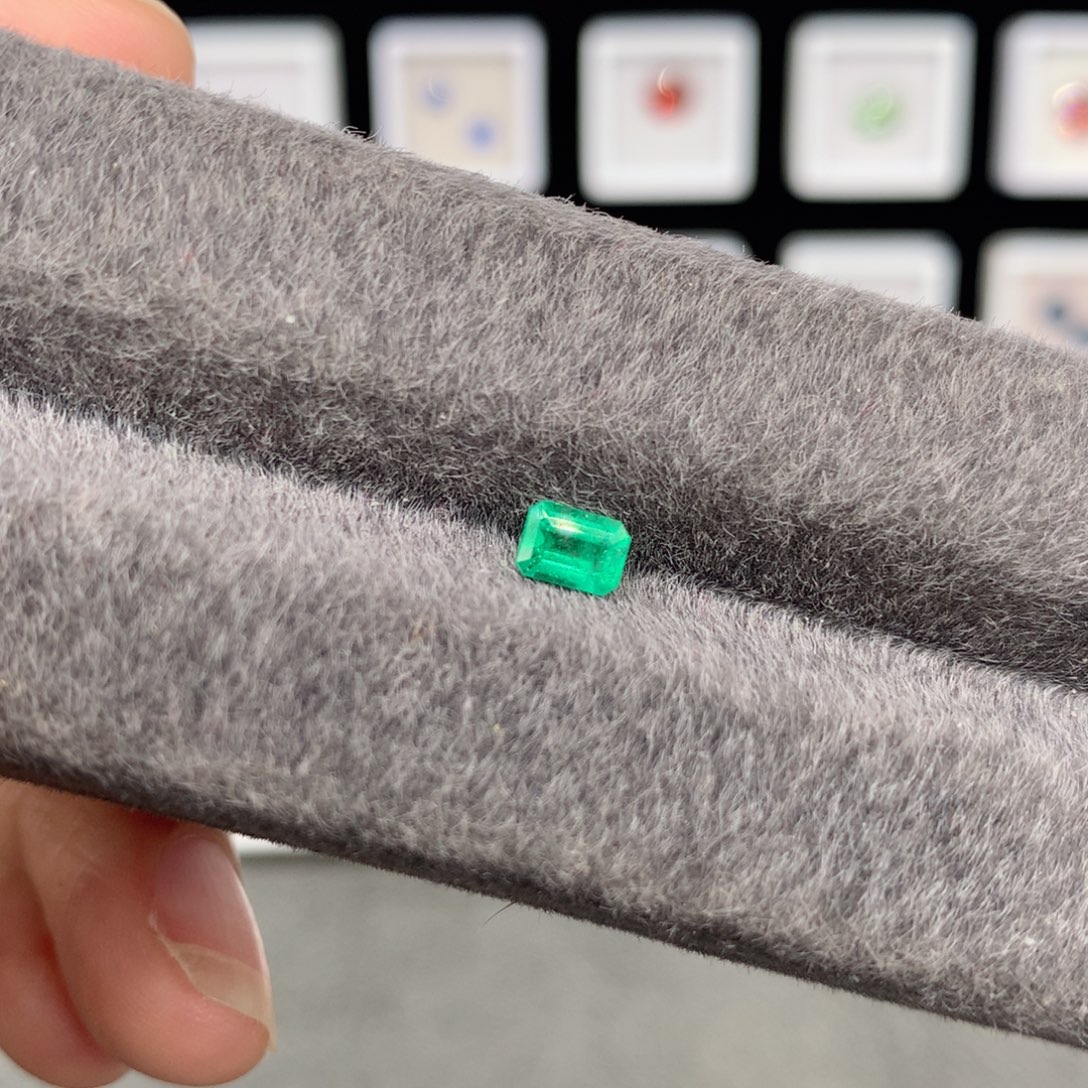 祖母绿裸石4✖️5.2mm