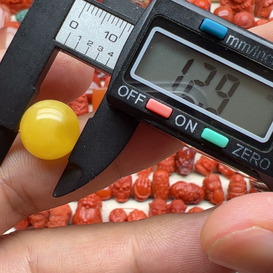 南红玛瑙配饰未镶嵌