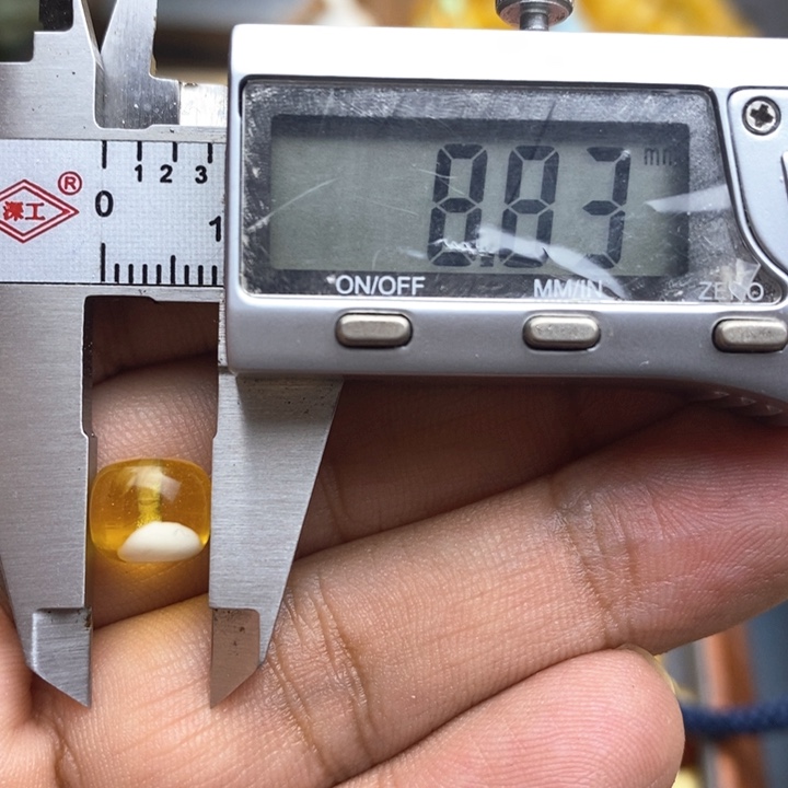 琥珀裸石未镶嵌8号8.8*7.7微瑕