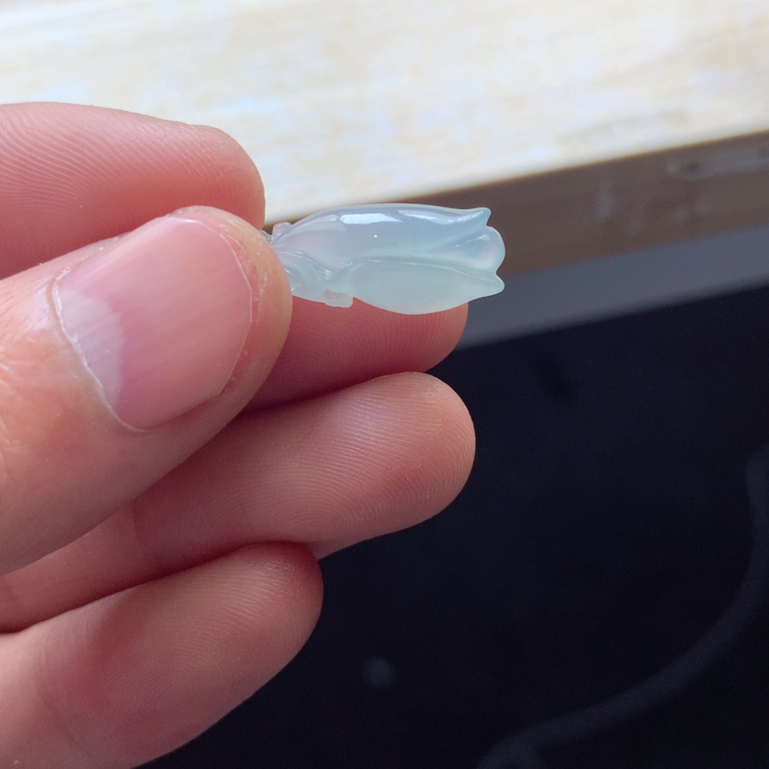 翡翠颈饰18K金镶嵌吊坠