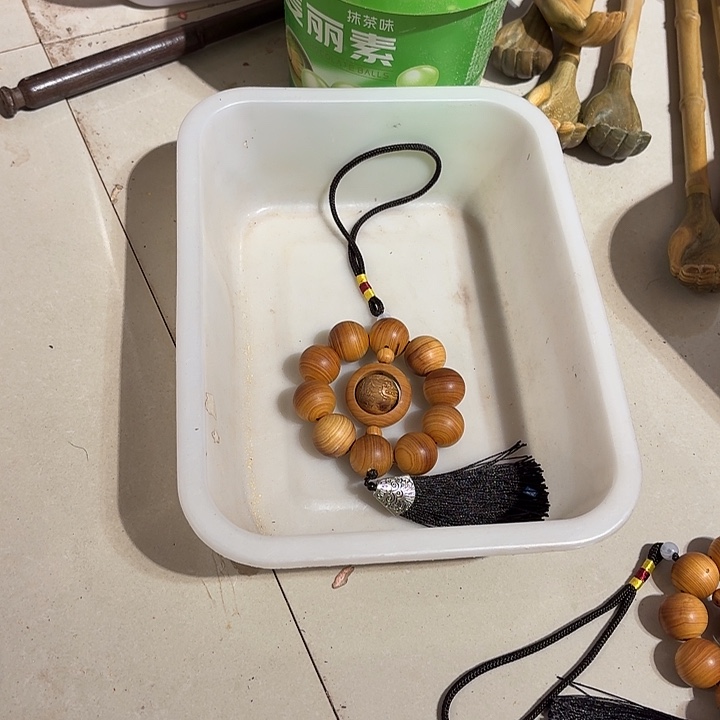 崖柏车挂福利品黑红油