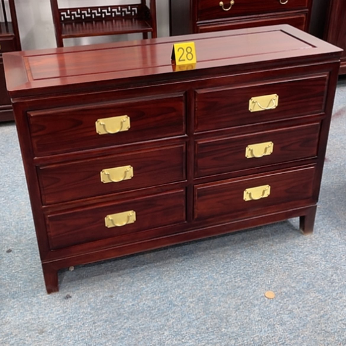 【闪购商品】黑酸枝木类柜类家具尝****持一个六斗柜