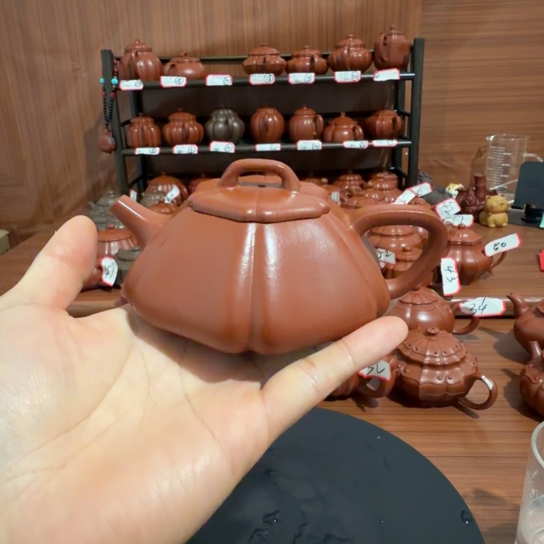 威****朱泥原矿朱泥200cc 内推石瓢