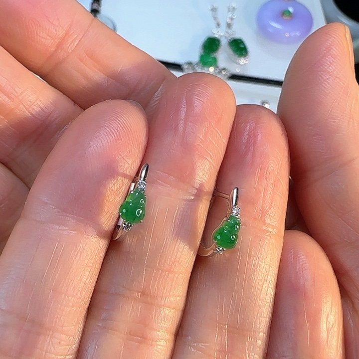 翡翠耳饰18K金镶嵌耳扣