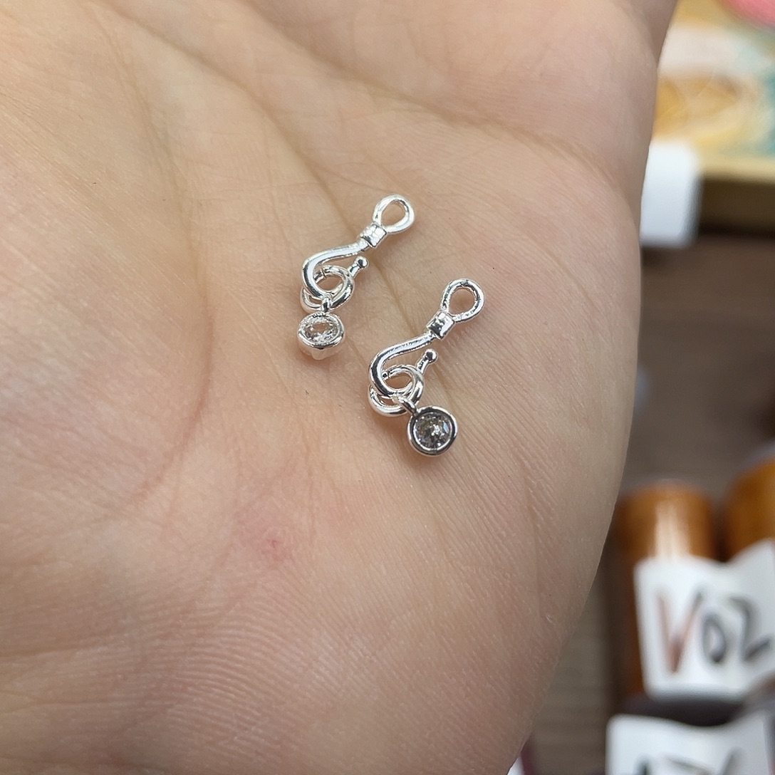 聚酯纤维单锆石S扣银色两个装