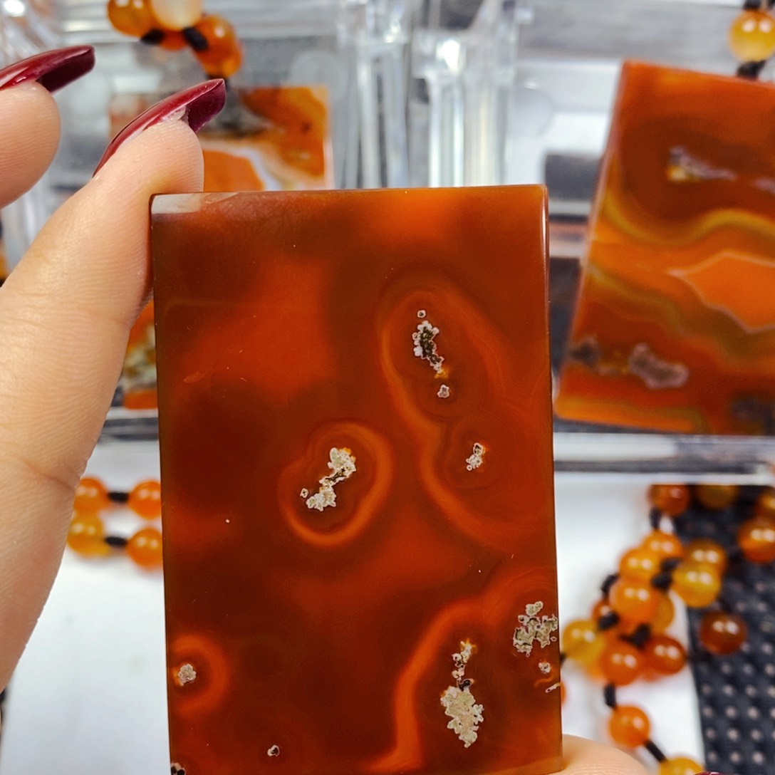 玛瑙/玉髓颈饰未镶嵌一**际