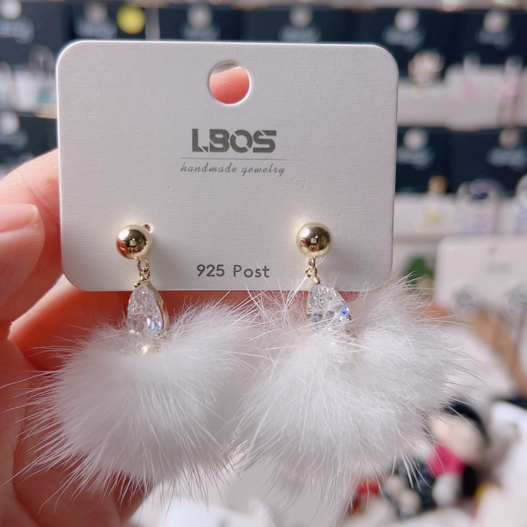 鸿***卿琉璃纯铜合金耳环的