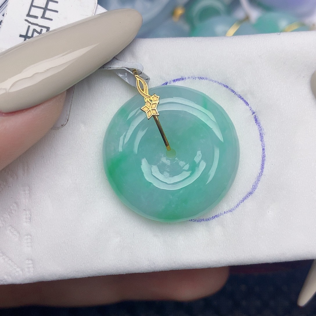 翡翠18K金镶嵌颈饰天然缅甸翡翠a货百元以上9元证书费自理