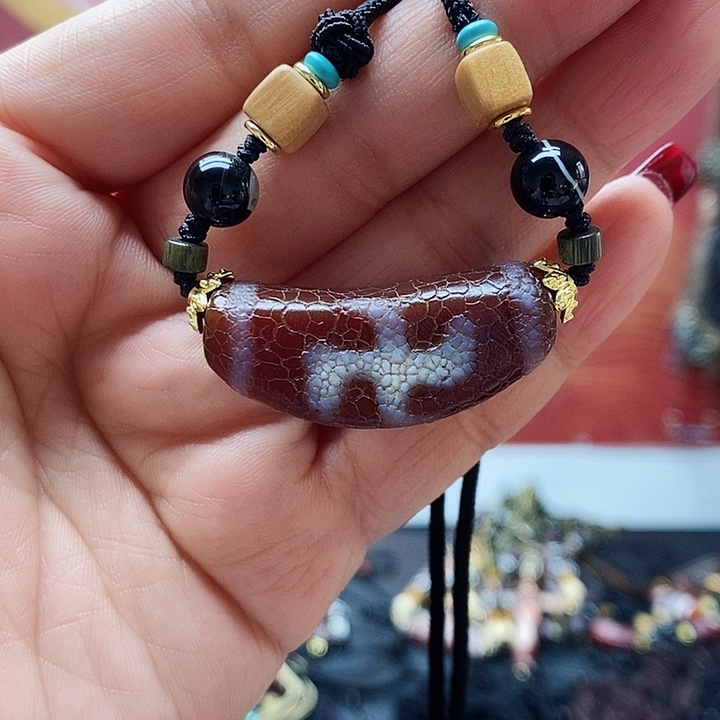 玛瑙/玉髓颈饰合金