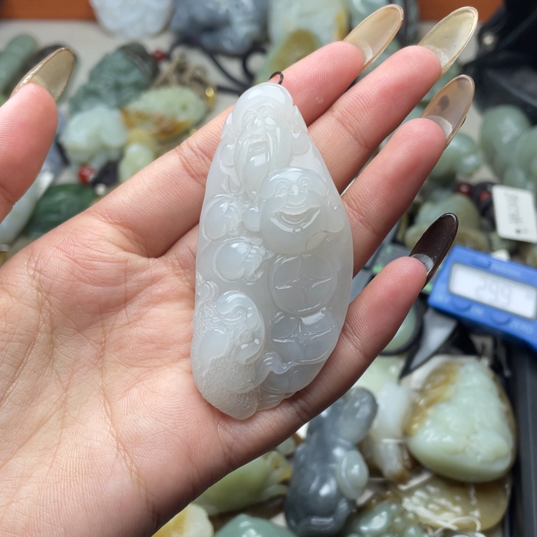 和田玉未镶嵌颈饰