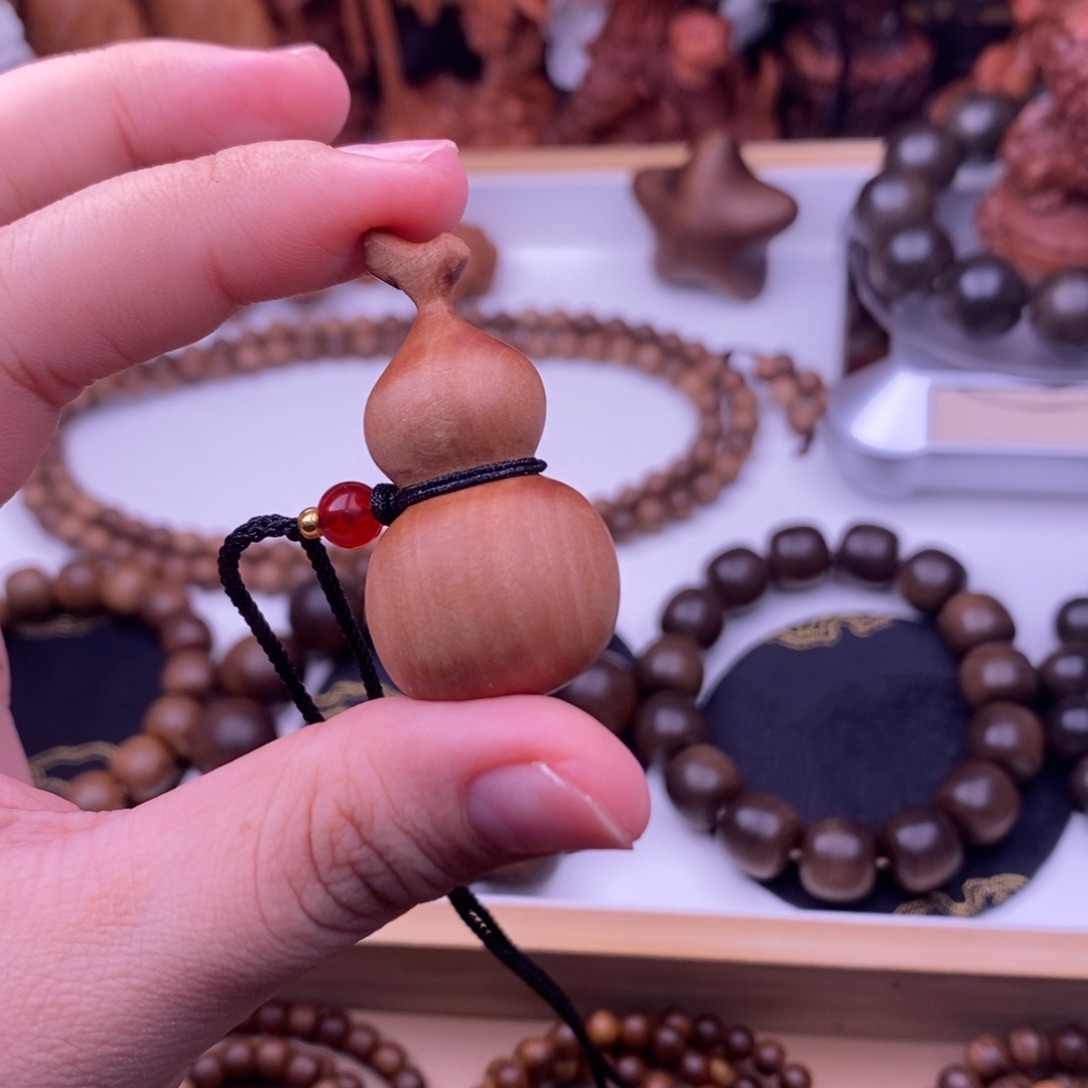 用***9檀香木手串/手链奶香红肉葫芦正区老山檀
