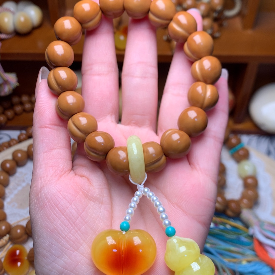 吊坠猴头核桃新款13屁桃手串定制