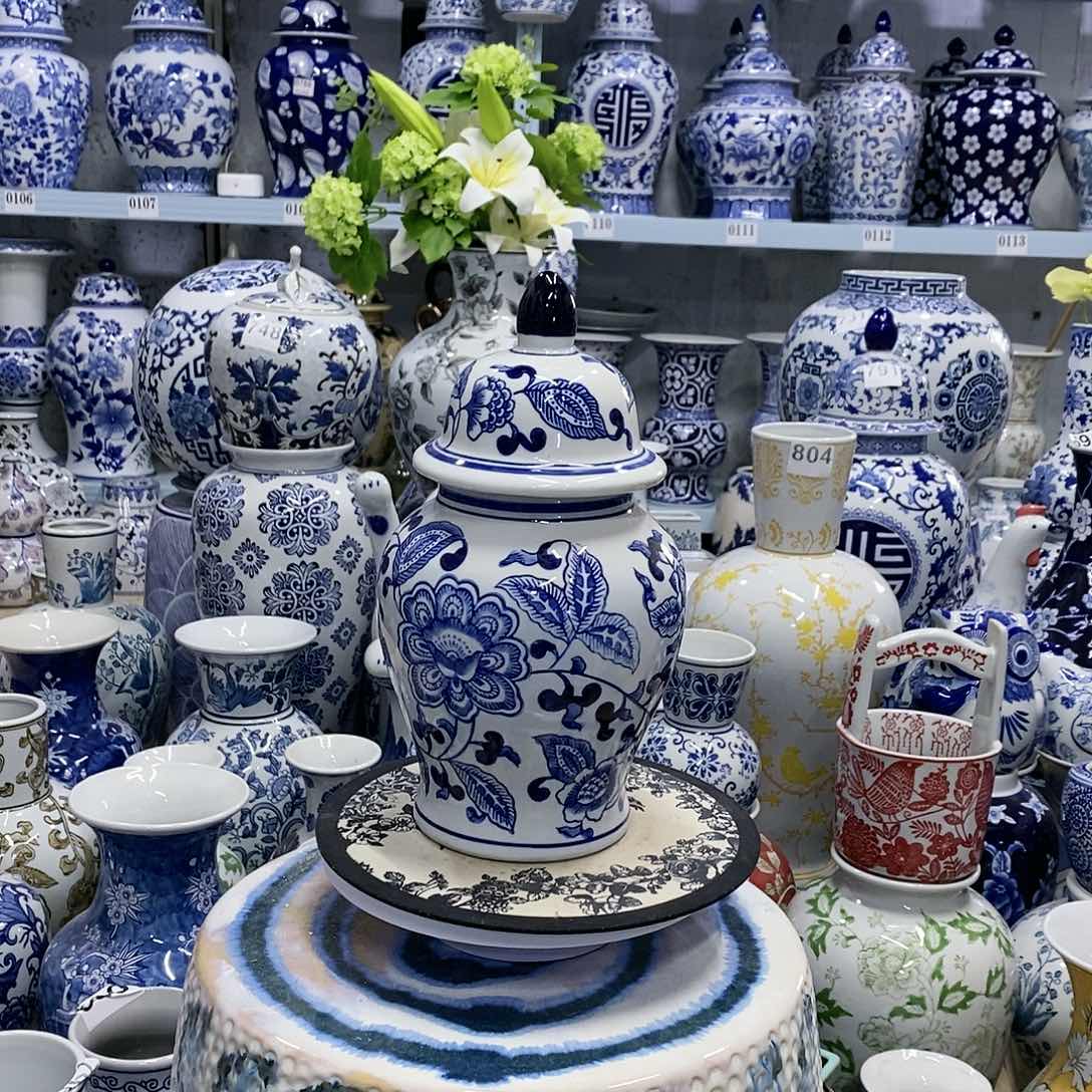 【闪购商品】摆件将军罐瓷器………………………………