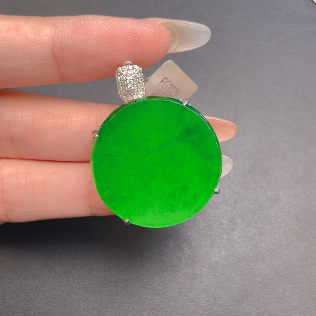 【闪购商品】吊坠(不含链)银S925镶嵌翡翠