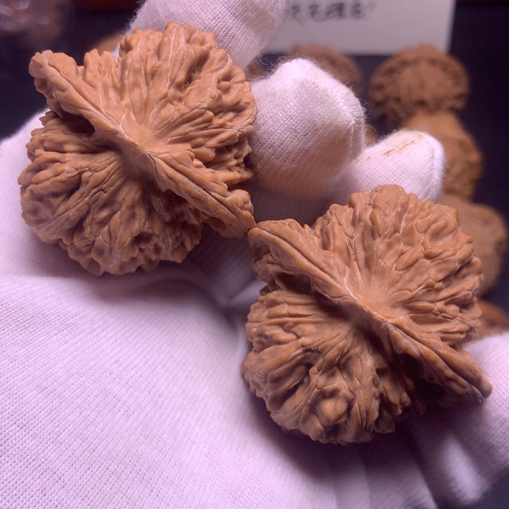 文玩核桃吊坠文玩核桃四座楼全品43尺