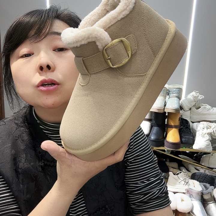 胡***猫996米白3777777777