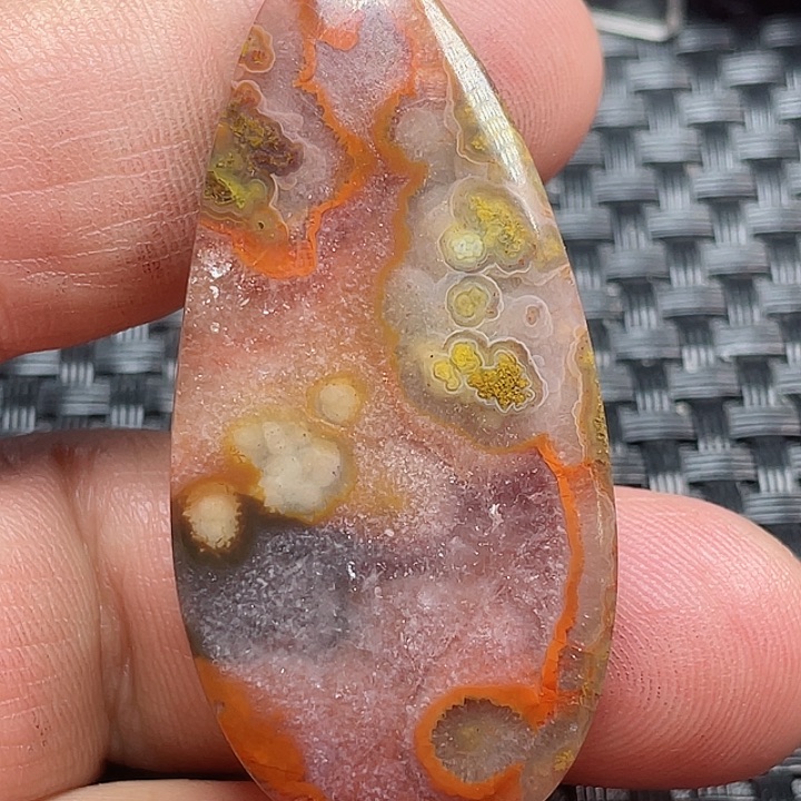 玛瑙/玉髓吊坠未镶嵌维*