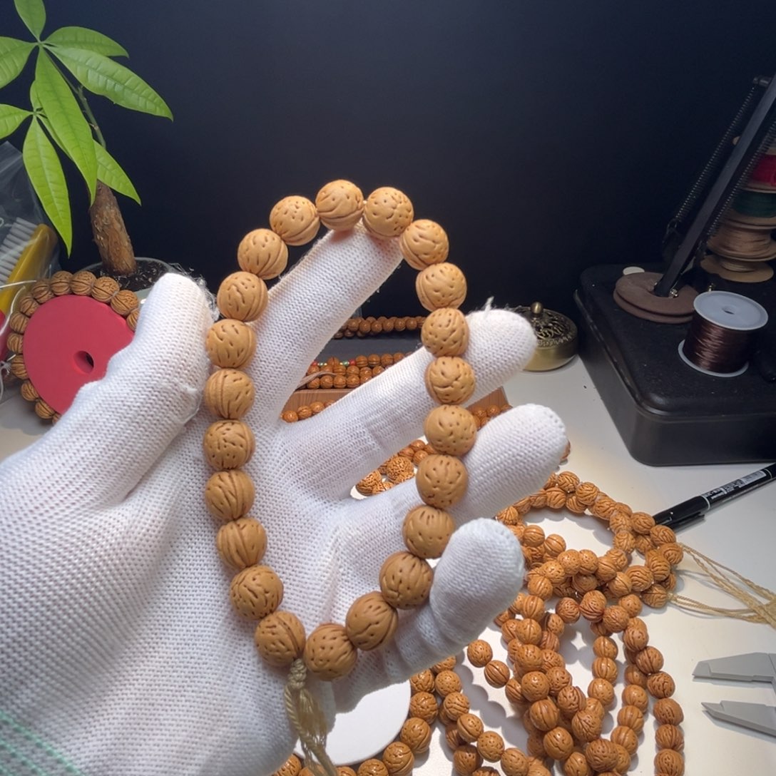 桃核手串辽西奶豆桃核手持