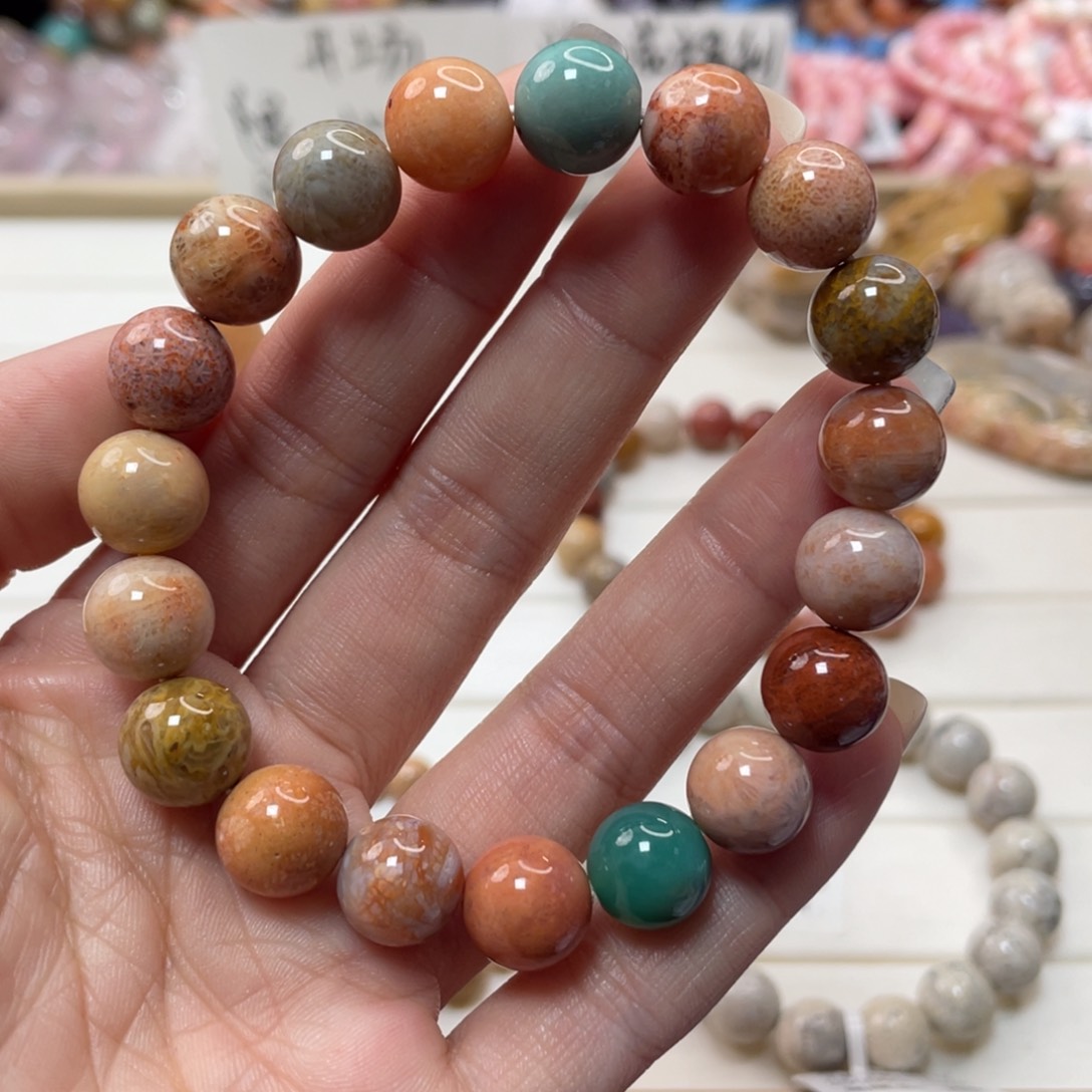 未镶嵌手链硅化玉已*置148