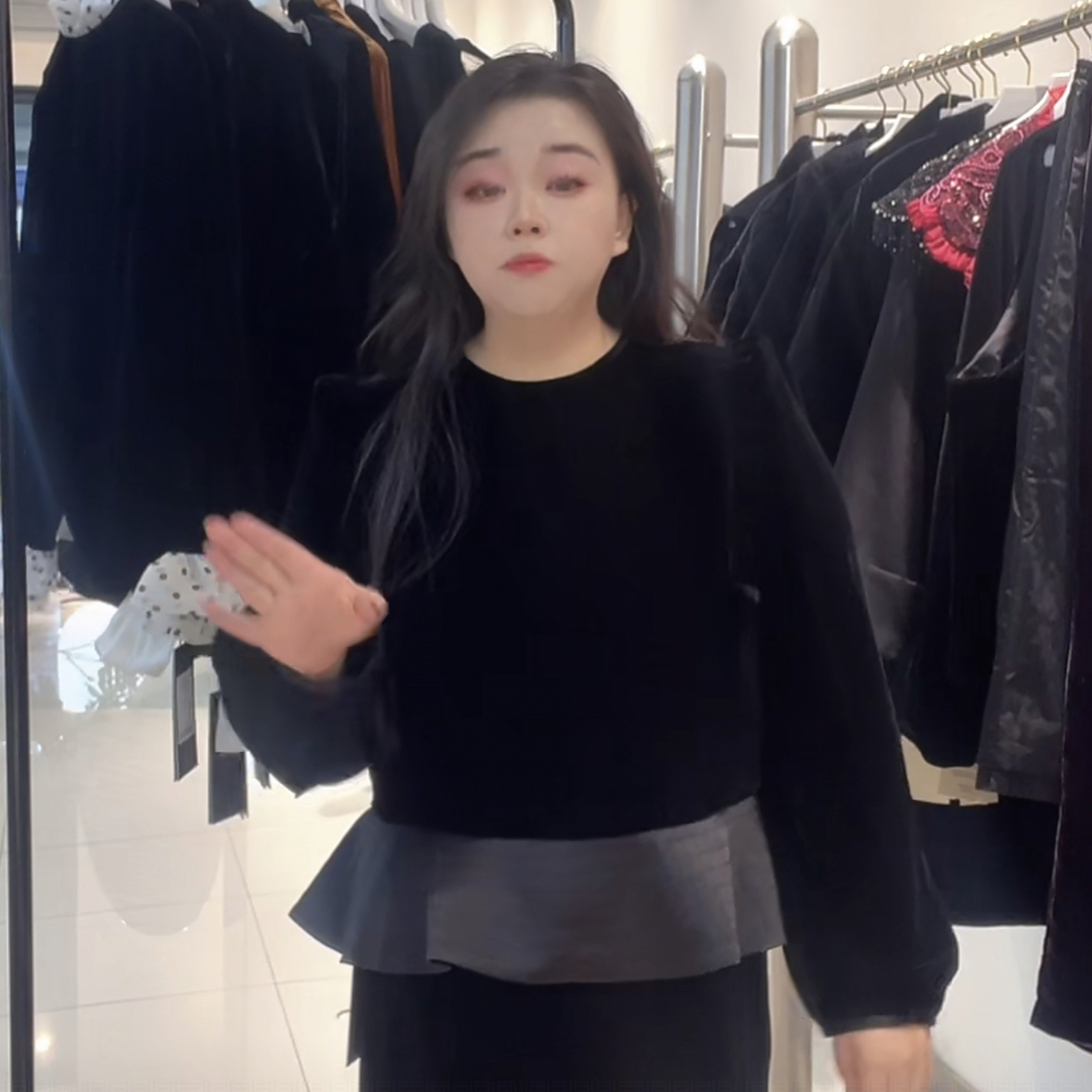 【雅祺YAQI】新款时尚收腰显瘦丝绒上衣