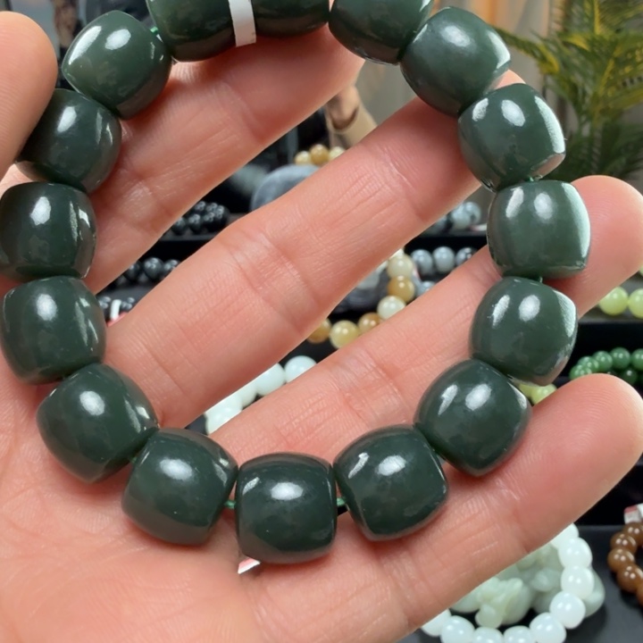 和田玉未镶嵌手链