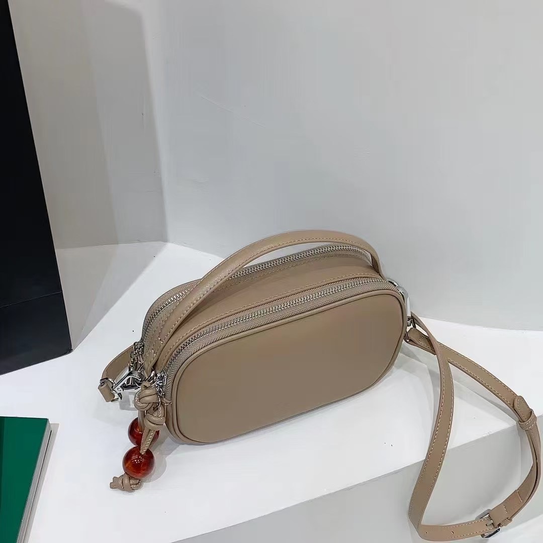 新款时尚女包单肩包斜挎包手提包小包包简约潮流经典休闲女士