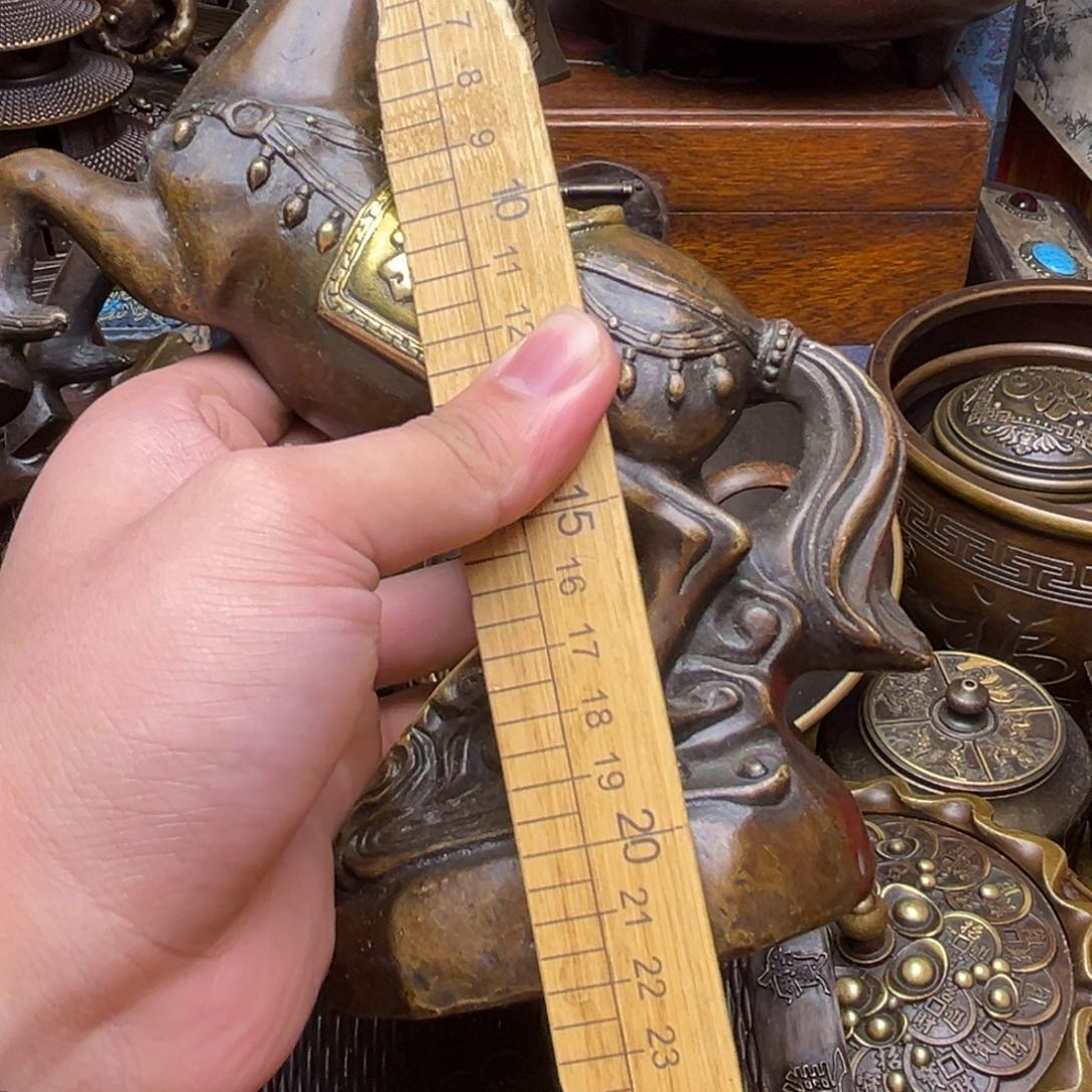 精美铜器，点击下单