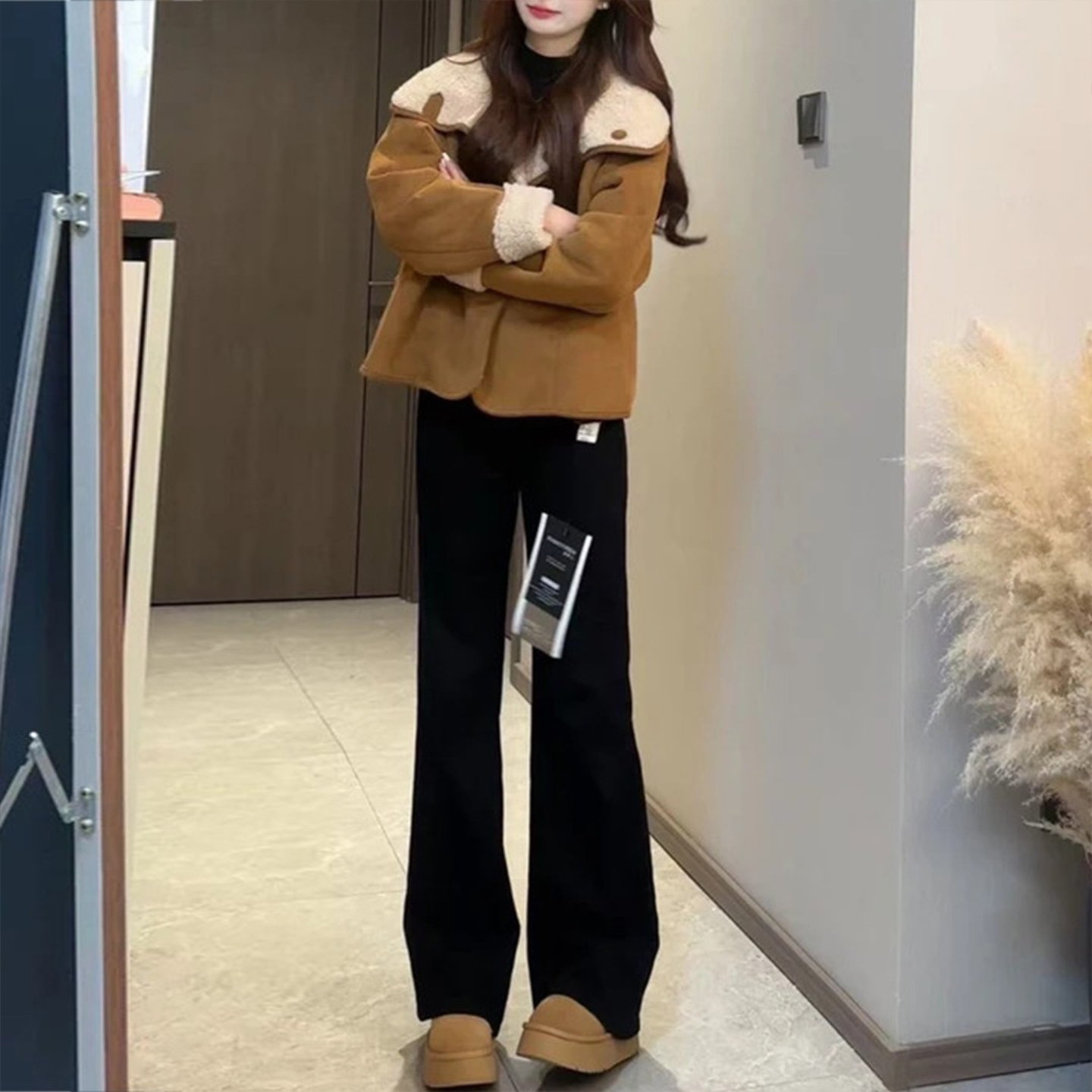 双面穿皮毛一体短款外套女冬季老钱风复古加厚保暖大翻领毛毛上衣