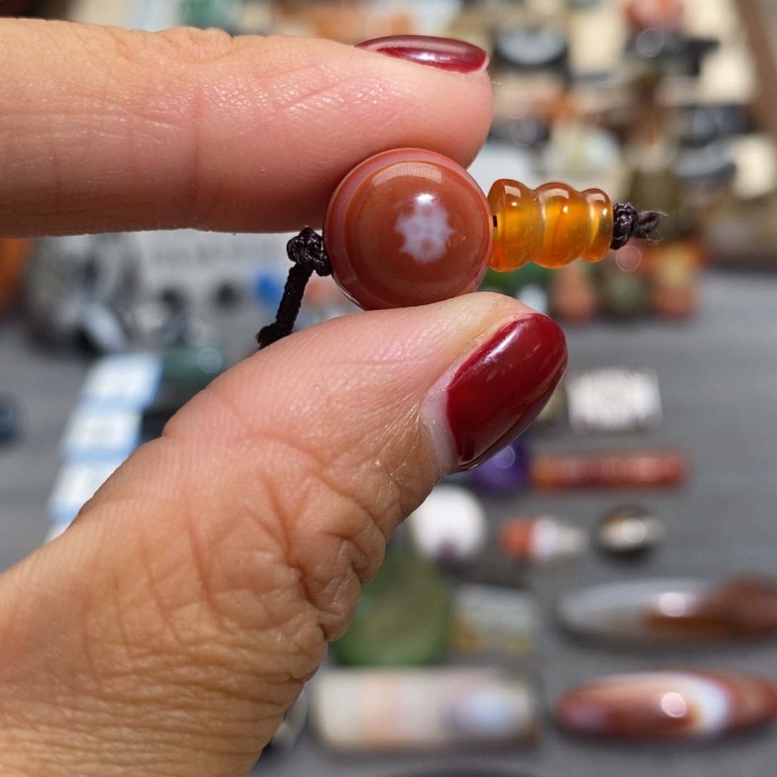 用***1玛瑙/玉髓合金手链