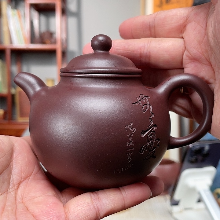 紫泥茶壶紫茄泥莲子