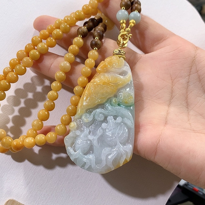 翡翠未镶嵌颈饰翡翠吊坠